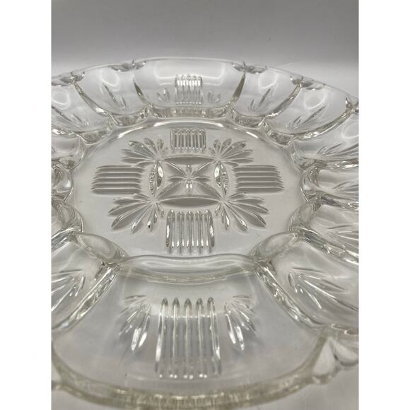 Beautiful VTG Deviled Egg Appetizer Glass Platter (Federal Glass Georgetown?) - Picture 2 of 6